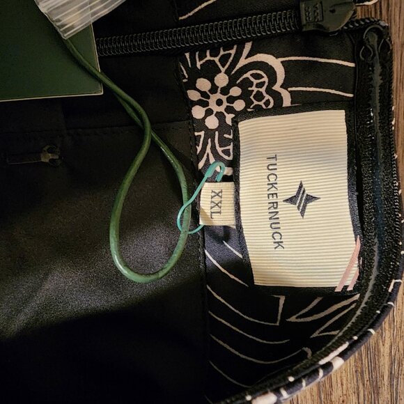 Tuckernuck Midnight Posy Marnie Top NWT 2XL - Picture 8 of 12